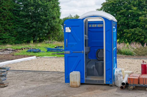 Best Restroom Trailer for Weddings  in Pinecrest, FL